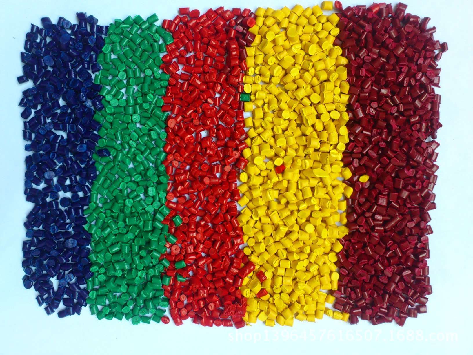 1359880438_1267007977