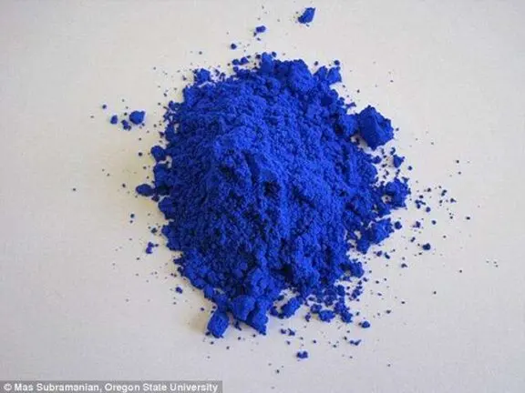 科学家意外发现一种新蓝色颜料 永不褪色