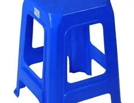 终于知道塑料椅子中间为什么留一个洞了