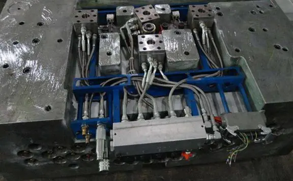 热流道在注塑模具中的作用