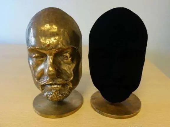 “超级黑”2.0问世，世上最黑的颜料将为艺术创作带来什么改变