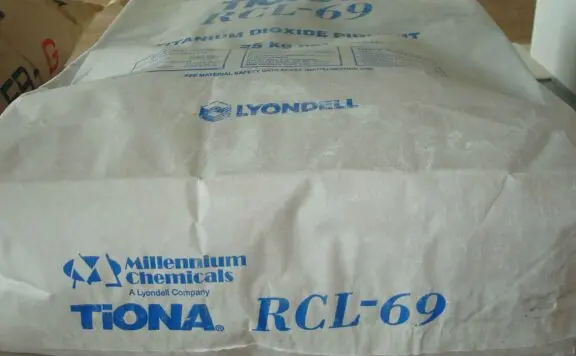 钛白粉价格上调涂料行情看涨 刷墙费同比增加10元平方米