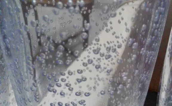 注塑过程出现气泡现象的解决办法