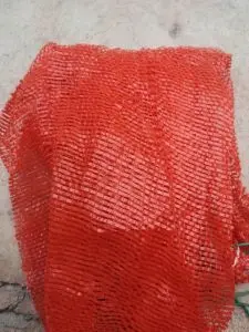 大红色蔬菜网眼袋怎么做出来的产品才好卖？