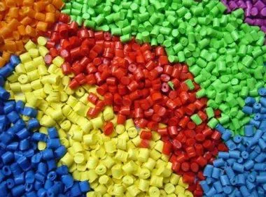 颜料之家介绍什么是色母粒？色母粒的品种和等级都有哪些？塑料制品厂对色母粒应当如何选择？